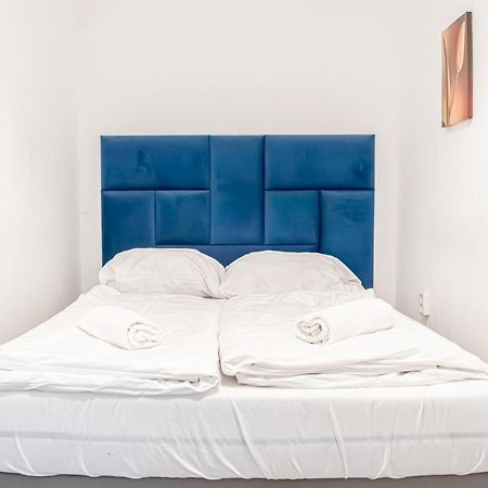 Central Belvedere 3Br Shared Apartment - 12 Min From City Center Wien Exteriör bild