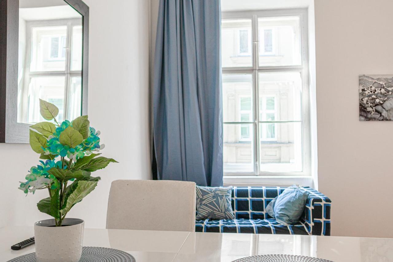 Central Belvedere 3Br Shared Apartment - 12 Min From City Center Wien Exteriör bild