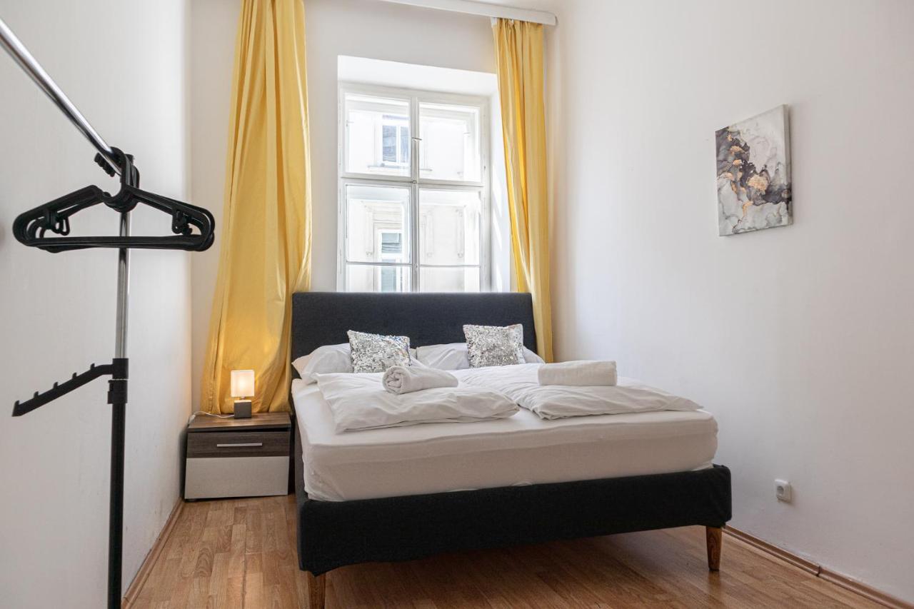 Central Belvedere 3Br Shared Apartment - 12 Min From City Center Wien Exteriör bild