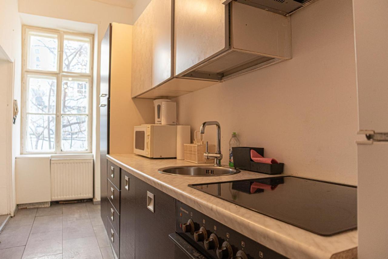 Central Belvedere 3Br Shared Apartment - 12 Min From City Center Wien Exteriör bild